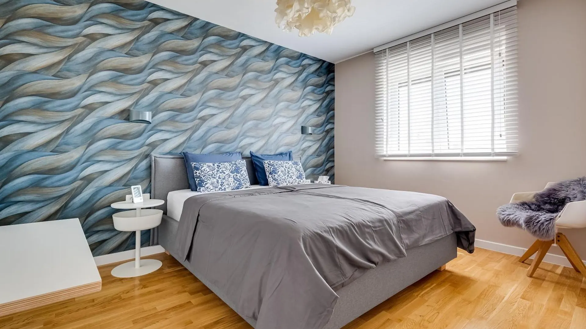 Spacious Two Bedroom Apartment With Roof Terrace, Borik Zadar Croatia